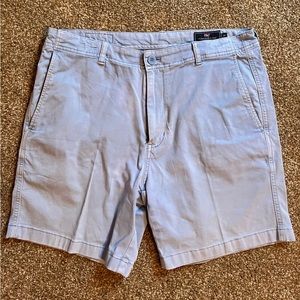 Vineyard Vines Khaki Shorts 34